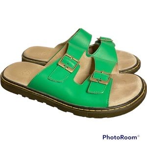 RARE! Kelly Green Dr. Martens Ada 2 strap sandals, size 8